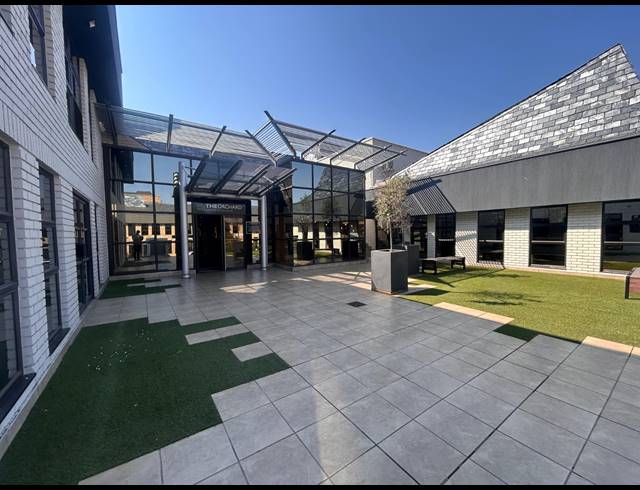15M² OFFICE TO LET IN HURLINGHAM